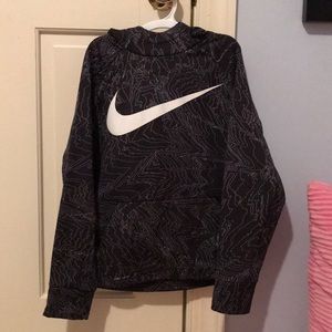 boys medium nike sweatshirt